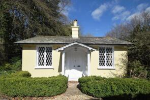 Bolham House Lodge, Road From Bolham Primary School To Petroc Mid Devon Campus, Tiverton EX16 7RA