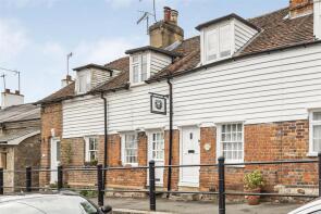 2, Hubbles Cottages, St Marys Road, Wrotham, Sevenoaks TN15 7AJ