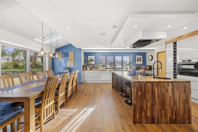 Dining / Kitchen
