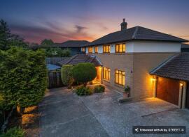 11, Brockhampton, Downhead Park, Milton Keynes MK15 9BT