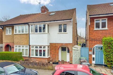 Wynchlands Crescent, St. Albans, Hertfordshire, AL4