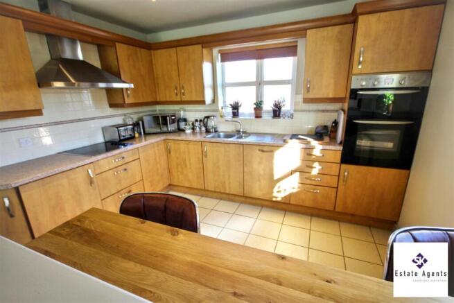 Open Plan Kitchen/Lounge