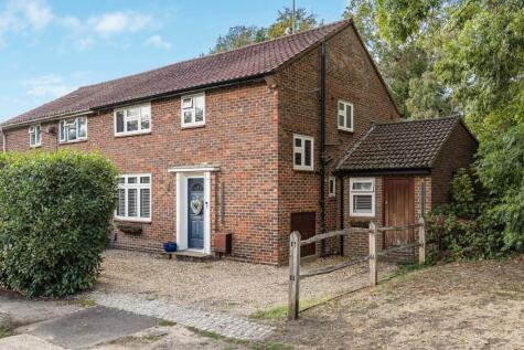 Albert Drive, Woking, Surrey, GU21