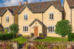 Yew House, Horton Hill, Bristol BS37 6QN