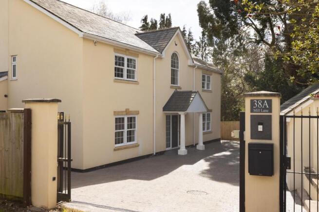 38a Mill Lane BS30-31.jpg