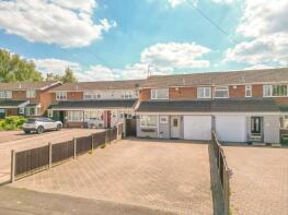 16, Hilary Bevins Close, Nuneaton CV13 6AQ