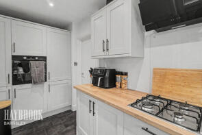 4, Queensway, Royston, Barnsley S71 4JE