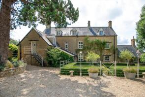 Hill Farmhouse, Road Through Taston, Chipping Norton OX7 3JL