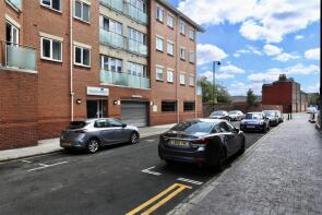 Flat 17, 10 Old Harbour Court, Wincolmlee, Hull HU2 8HZ