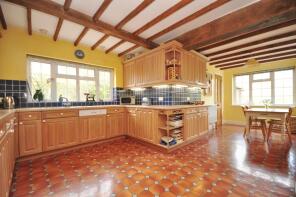 Drumcree, Smallfield Road, Horley RH6 9JP