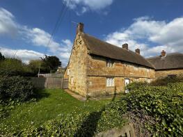 2, Park Cottages, Main Street, Chideock DT6 6HZ