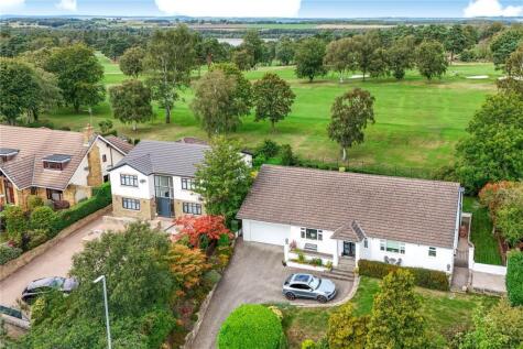 Alwoodley Lane, Alwoodley, Leeds, LS17