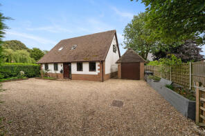 Setterfields, The Street, Dover CT15 7BB