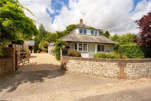 Downings, Breakneck Lane, Chichester PO18 9ED