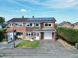 11, St Lawrence Way, Gnosall, Stafford ST20 0HZ