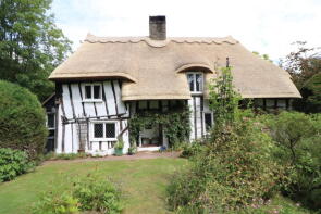 Mashams, Workers Road, High Laver, Ongar CM5 0DZ