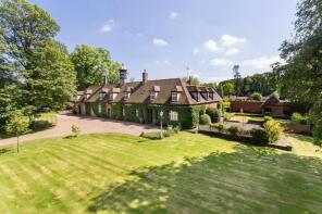 The Spinney House, St Michaels Drive, Burton-on-trent DE13 8QS