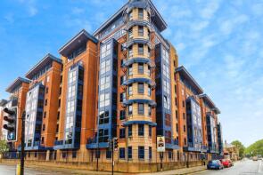 Flat 54, 85 Charter House, Canute Road, Southampton SO14 3FZ