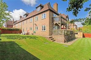 6, Barnes Wallis Avenue, Horsham RH13 0TL