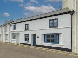 20 Prydes Cottage, Marine Parade, Truro TR2 5DW