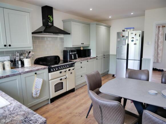Dining Kitchen