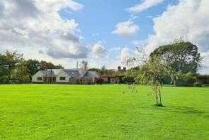 Trails End Lodge, Barrack Lane, Ringwood BH24 3ES