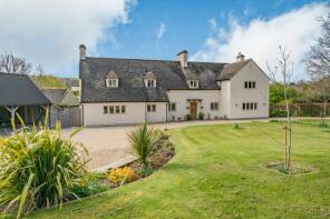 Conigre House, Road Through Rendcomb To Shawswell, Cirencester GL7 7HB