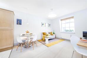 Flat 10, 26-27, Great Tower Street, London EC3R 5AQ