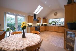 92, Ashby Road East, Bretby, Burton-on-trent DE15 0PT