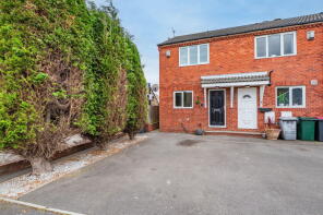 1, Low Riddings, Sunnyside, Rotherham S66 3WQ