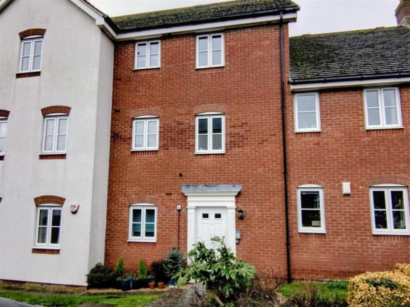 5 Makepeace House