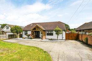 Freshfields, Nats Lane, Ashford TN25 5PH