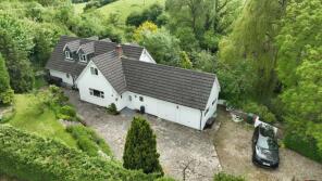 Lightwood Villa, Station Road, Overton, Wrexham LL13 0LJ