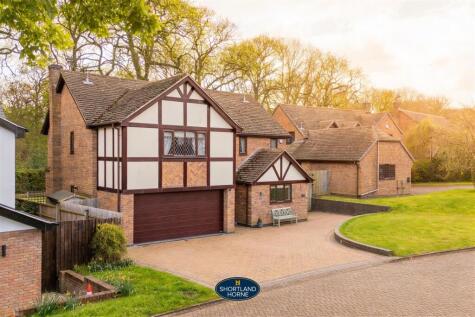 Poppyfield Court, Gibbet Hill, Coventry