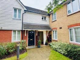 29, St James Gardens, Romford RM6 5RY