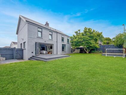 Heol Fawr, Nelson, CF46