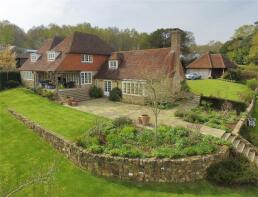 Hillside Farm, Sandy Lane, Colemans Hatch, Hartfield TN7 4ER