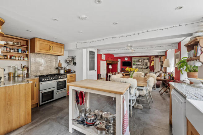 Kitchen/Dining Room