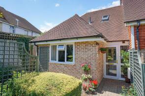 7, Mitre Way, Battle TN33 0BQ