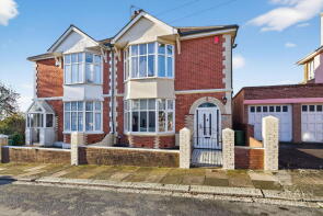 42, Cedarcroft Road, Plymouth PL2 3JX