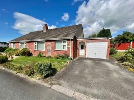 32, Maes Melwr, Llanrwst LL26 0RY