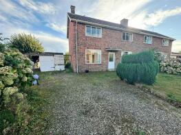 1, New Cottages, Middle Road, Great Plumstead NR13 5EE