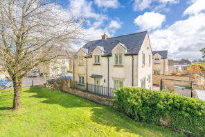 2, Camden Gardens, Chippenham SN14 8FD