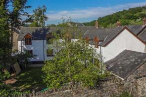 Nant Yr Onnen, Betws Gwerfil Goch Village To Ty Cerrig Junction, Betws Gwerfil Goch, Corwen LL21 9PU