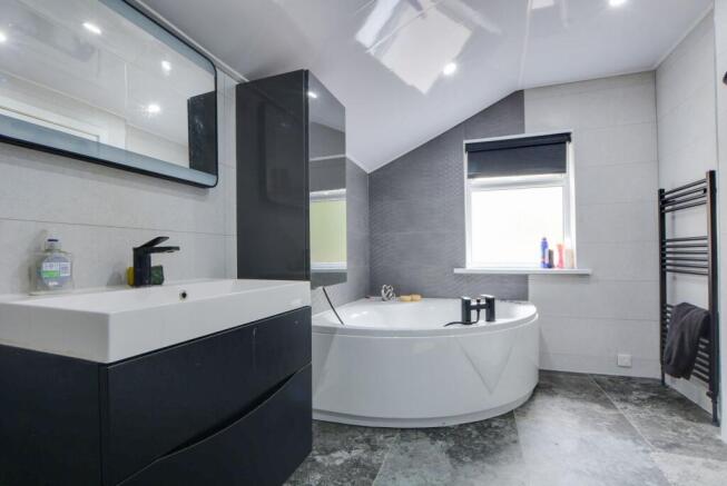 Ensuite Bathroom