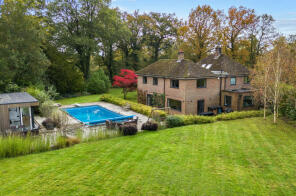 Blackberry House, New Road, Wormley, Godalming GU8 5SU