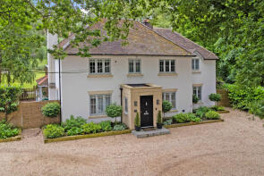 Fir Tree Cottage, Bunces Shaw Road, Reading RG7 1UU
