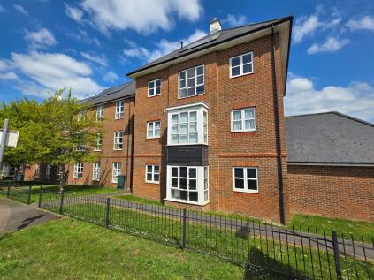 Poole Close, Aylesbury