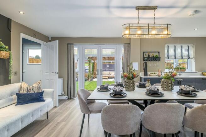 Open-plan kitchen/dining space in 4 bedroom home