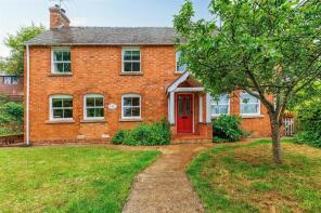 Plum Tree Cottage, Elmley Road, Evesham WR11 7SH